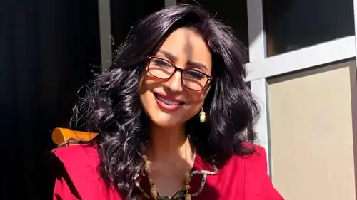 وفاء عامر