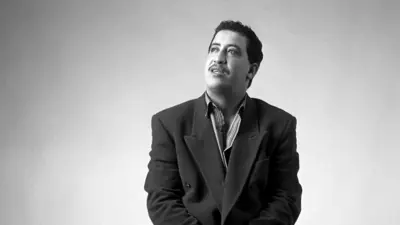 الشاب حسني