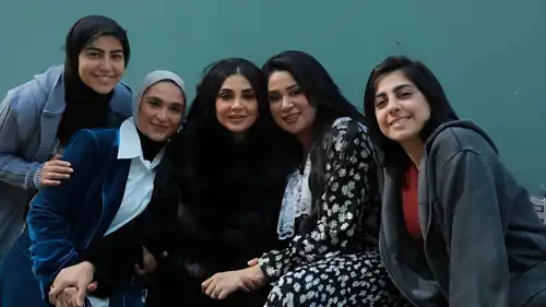 نجوم مسلسل درب الذهب
