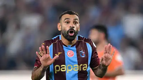 "رولز رويس" محمد صلاح تقوده إلى المحكمة.. ماذا حدث؟