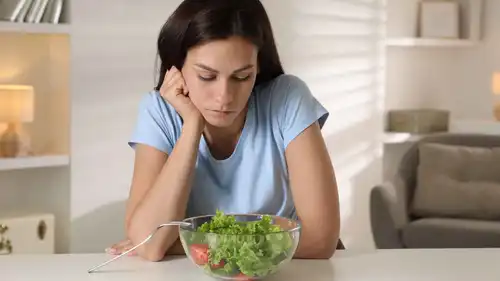 أشهر أخطاء الرجيم التي تمنع خسارة النساء للوزن
