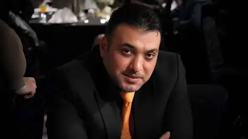 طارق مرعشلي يعايد زوجته برسالة رومانسية (صورة)