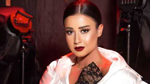 وفاة سمر الميداني والدة الفنانتين روعة وربا السعدي