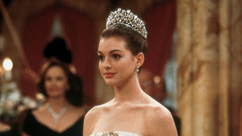 آن هاثاوي تعود كملكة في الجزء الثالث من The Princess Diaries