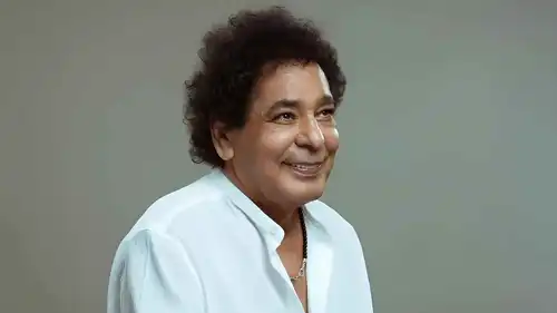 محمد منير يعود إلى الموسيقى النوبية بأغنية "يسألوا عنك"