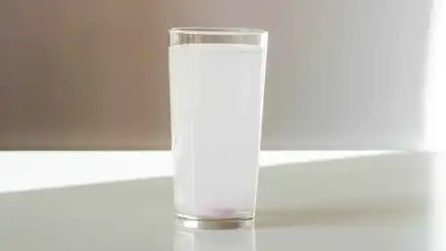 تفسير حلم شرب الماء المالح ودلالاته عن الرزق والجهد