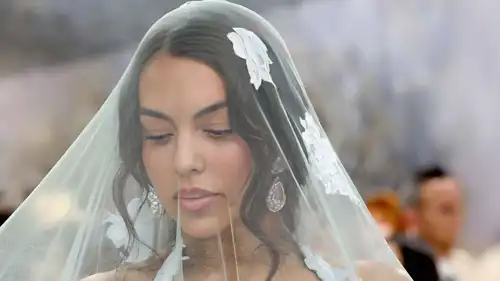 جورجينا في "ميت غالا 2026".. بروفة الفستان الأبيض؟