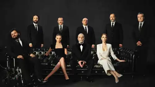 مسلسل العائلة الثامنة
