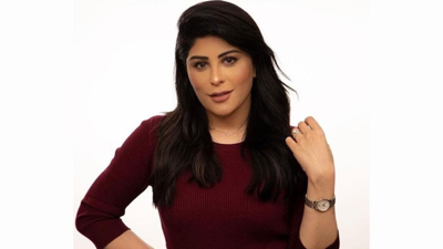 أجرتها قبل عامين... زارا البلوشي تعاني مشاكل مع عملية Lip lift