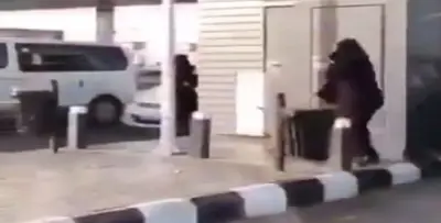 قاذف بنات نجران.. مجهول يسبّ فتيات بألفاظ "خادشة" ويطالب بحرقهن