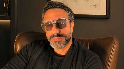 إسلام صبري يطلق أول مشروع عربي لعالم أبطال خارقين متكامل
