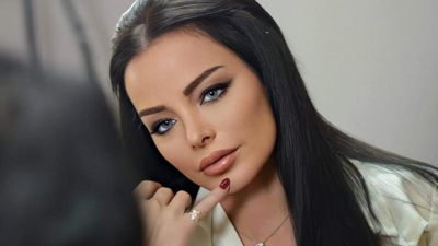 تولين البكري تدافع عن باسم ياخور وسلاف فواخرجي.. وتهاجم النقيب