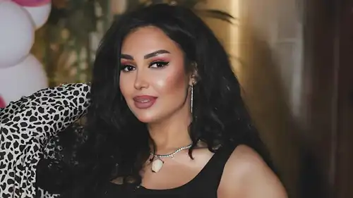 شاهيناز تكشف سبب خلع الحجاب وتروي تفاصيل عزلتها
