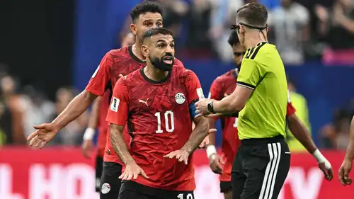 ماذا قال نجوم الفن بعد خروج مصر من كأس العالم؟