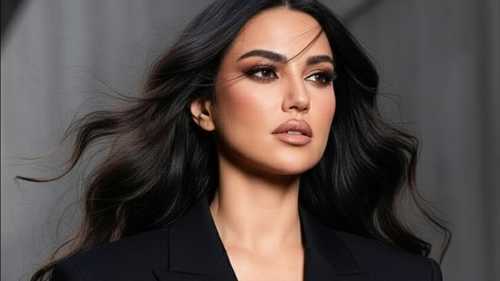 مكياج اليوم الوطني الإماراتي بإلهام من النجمات