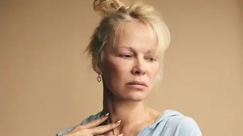 هل يجمع الحب باميلا أندرسون وتوم كروز؟