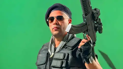 محمد إمام يكشف مفاجأة عن إيرادات "صقر وكناريا"