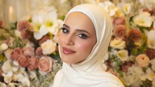 الصور الأولى لخطوبة ماسة قنوع وعريسها