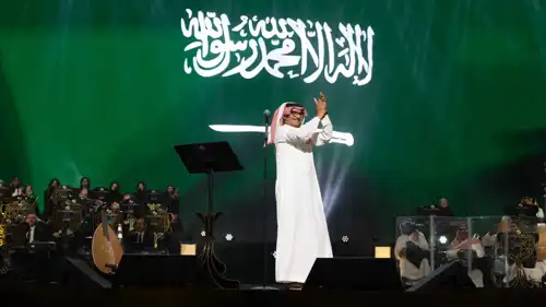 رابح صقر يحيي حفلاً مكتمل العدد في جدة