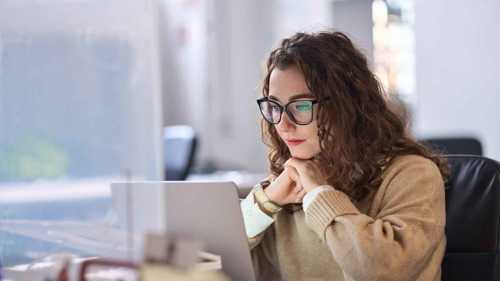 أكبر خطأ تقوم به المرأة العاملة