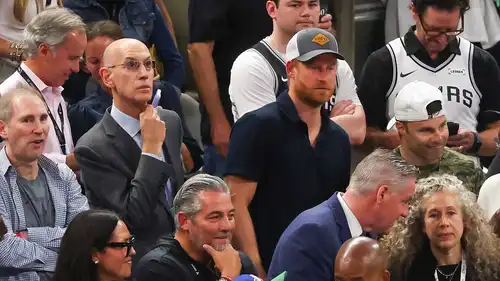 الأمير هاري في بطولة nba