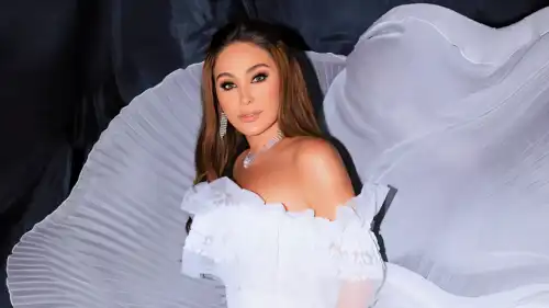  إليسا 