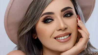 إيمي الجندي