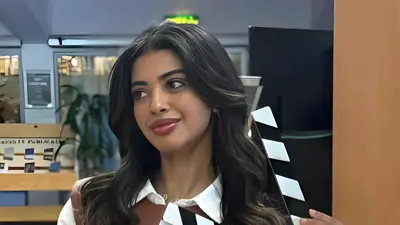 الممثلة تولين عصام في كواليس تصوير مدرسة النخبة