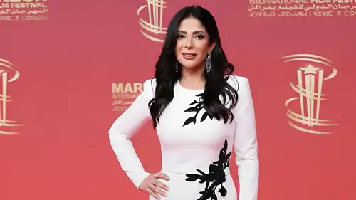 منى زكي