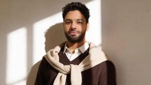 أحمد جمال يطرح أغنية "مستبيعين"