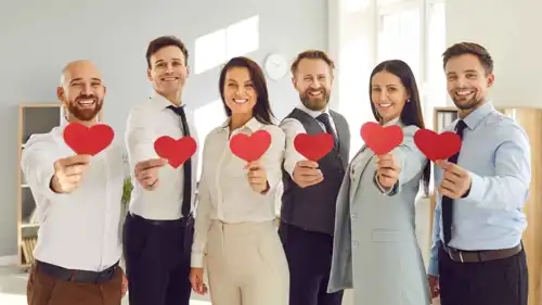 علاقات عمل