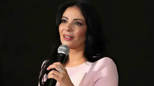 منى زكي