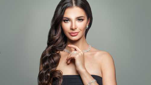 مجوهرات فاخرة لسهرة رأس السنة 2026