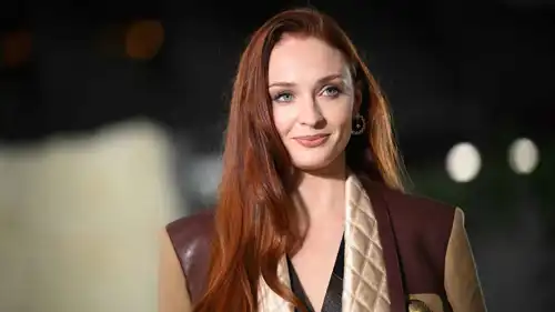 إصابة صوفي تيرنر توقف تصوير مسلسل Tomb Raider