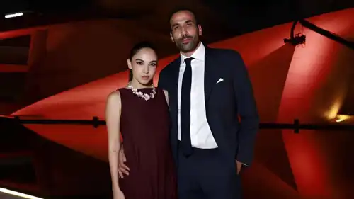 سلمى أبو ضيف وزوجها