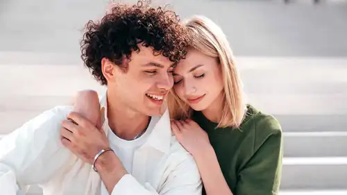 هل يمكن أن يحبك شخص ولا يناسبك؟