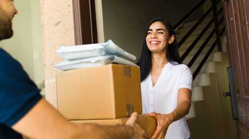إتيكيت التعامل مع خدمات التوصيل