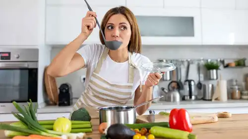 7 فواكه وخضراوات قليلة الألياف مريحة للأمعاء والقولون