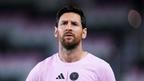 فيديو رومانسي يتحول إلى ترند بعد ظهور ميسي المفاجئ