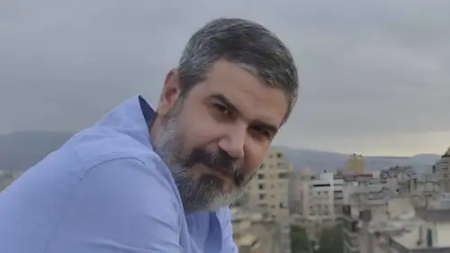 أسامة حلال ينتقد ورش التمثيل في سوريا ويدعو لتطوير مناهجها
