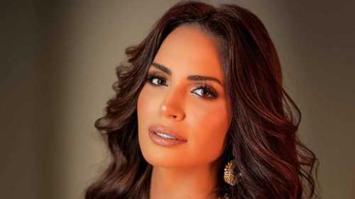 ماذا قالت آمال ماهر لـ شيرين عبد الوهاب بعد طرح "الحضن شوك"؟