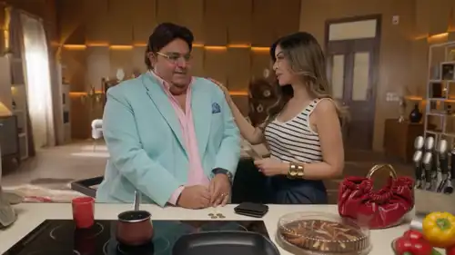 مشهد في الحلقة الأولى من مسلسل "اللعبة 5"